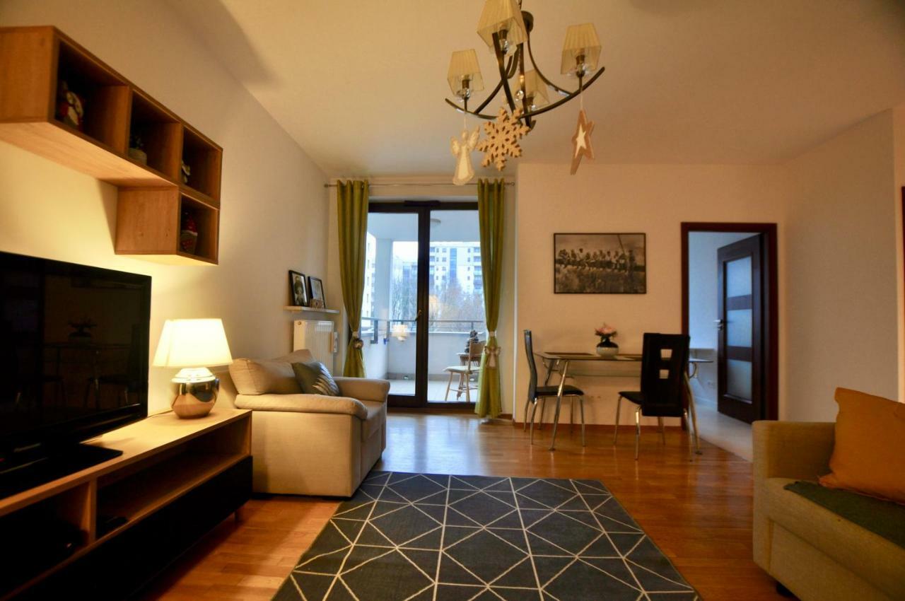 Mlociny Metro Apartment Varsovia Exterior foto
